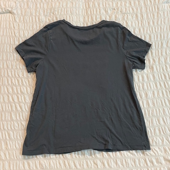 🌟 Vintage AC/DC High Voltage Band Tee Distressed Rock Graphic T-Shirt – Large - Picture 6 of 6